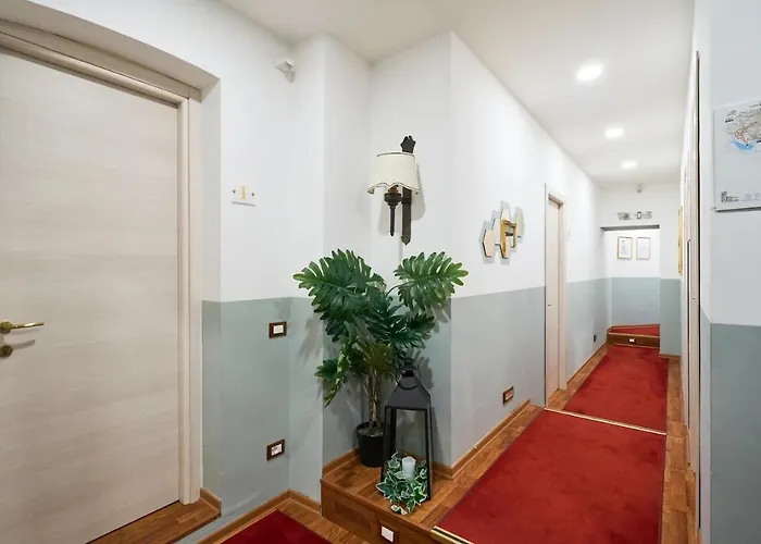 アパートホテル Hotiday Castello